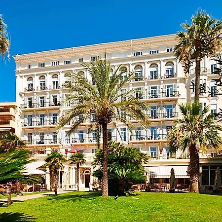 Hotel Bleues Royal Westminster 3*