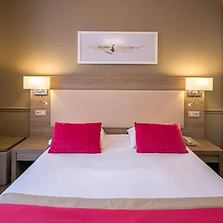 Bleues Royal Westminster Hotel
